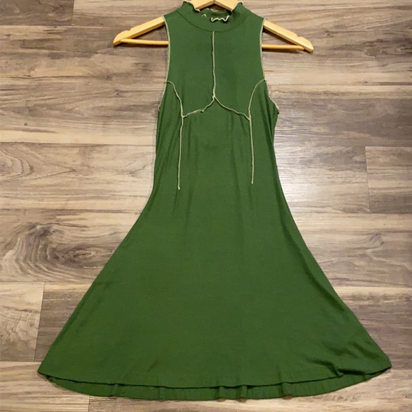 NWOT Urban Outfitters Dress - Picture 3 of 8